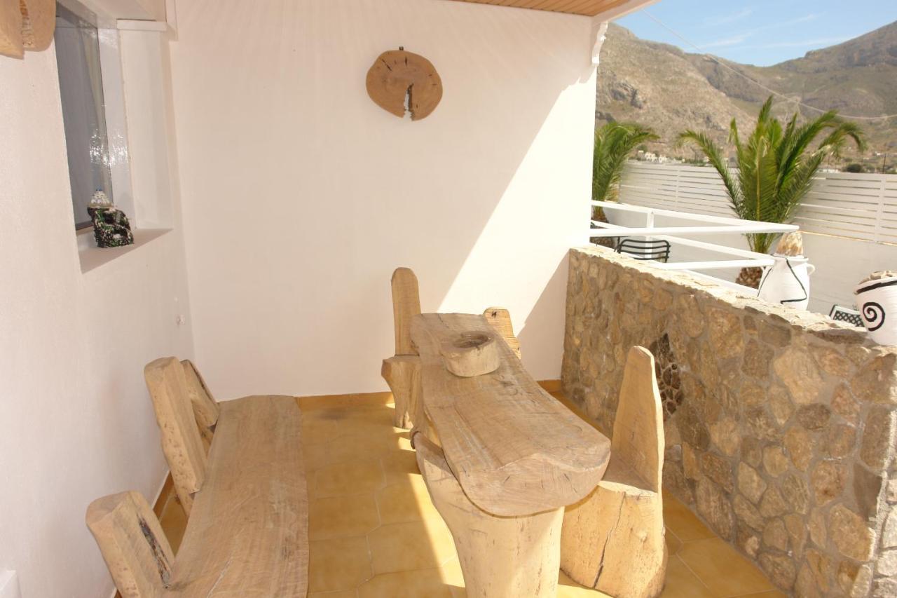 Kalipso Villas Perissa  Exterior photo